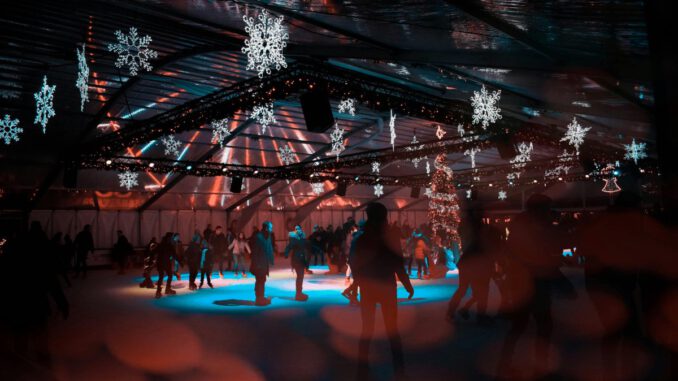 Letzte Eisdisco des Jahres auf der Henkell Kunsteisbahn am 19. Dezember